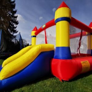 hüpfburg Rutschburg